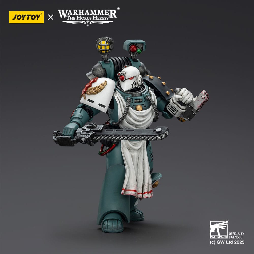 Warhammer 40,000: Sons of Horus figurine Legion Apothecary 12 cm